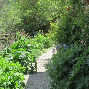 https://la-ferme-de-la-condamine.fr-provencehotel.com